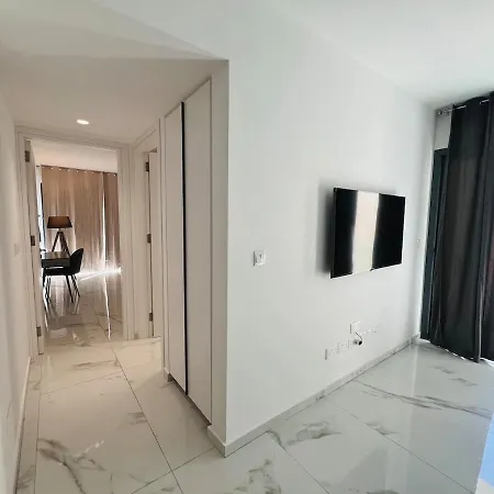 Daire Centre Vibes Luxury 1bd