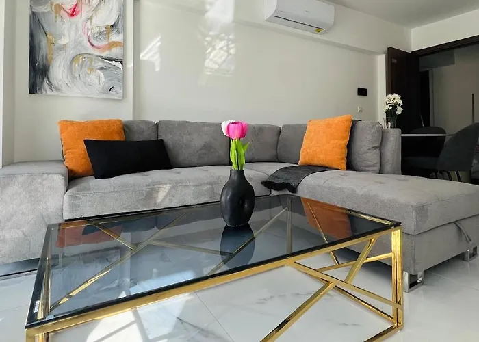 דירה Centre Vibes Luxury 1bd